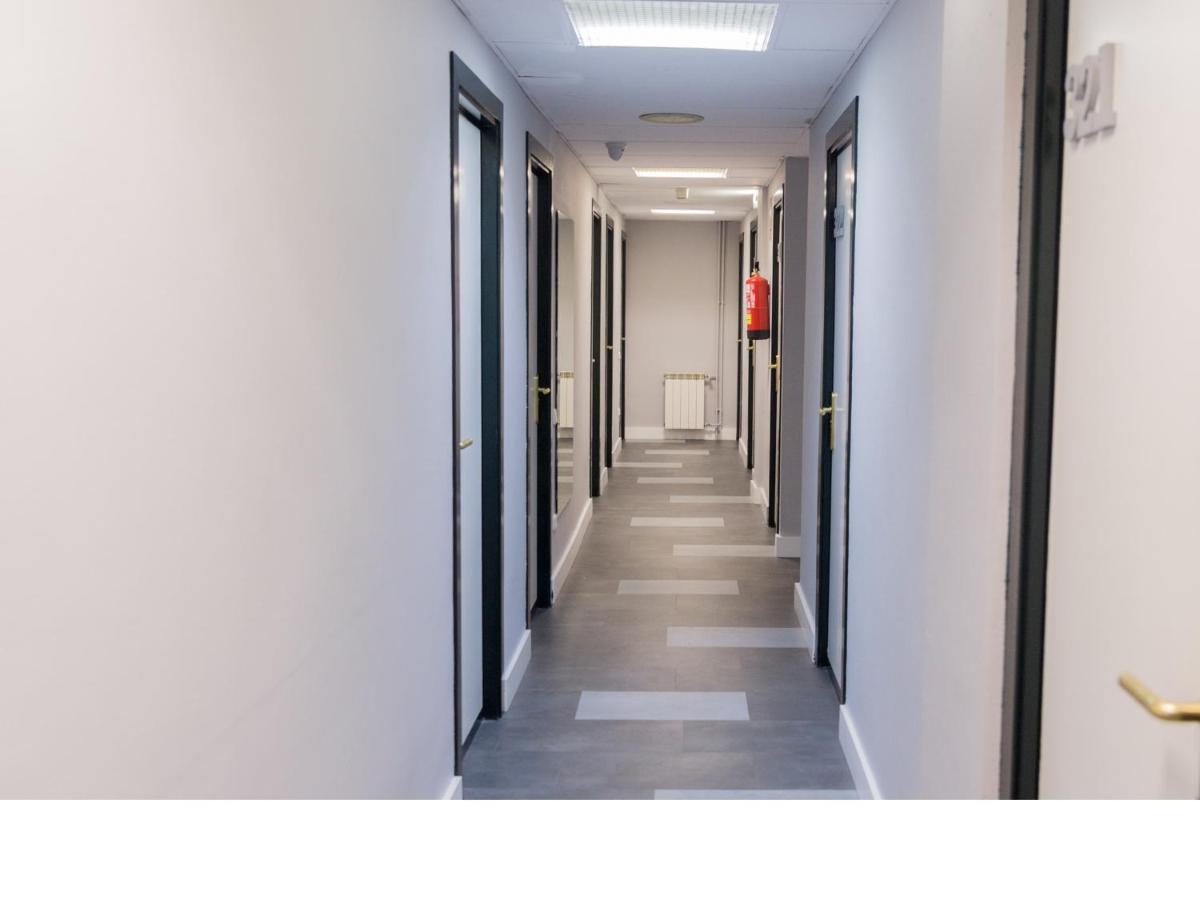 Residencia Universitaria Tagaste บาร์เซโลนา ห้อง รูปภาพ