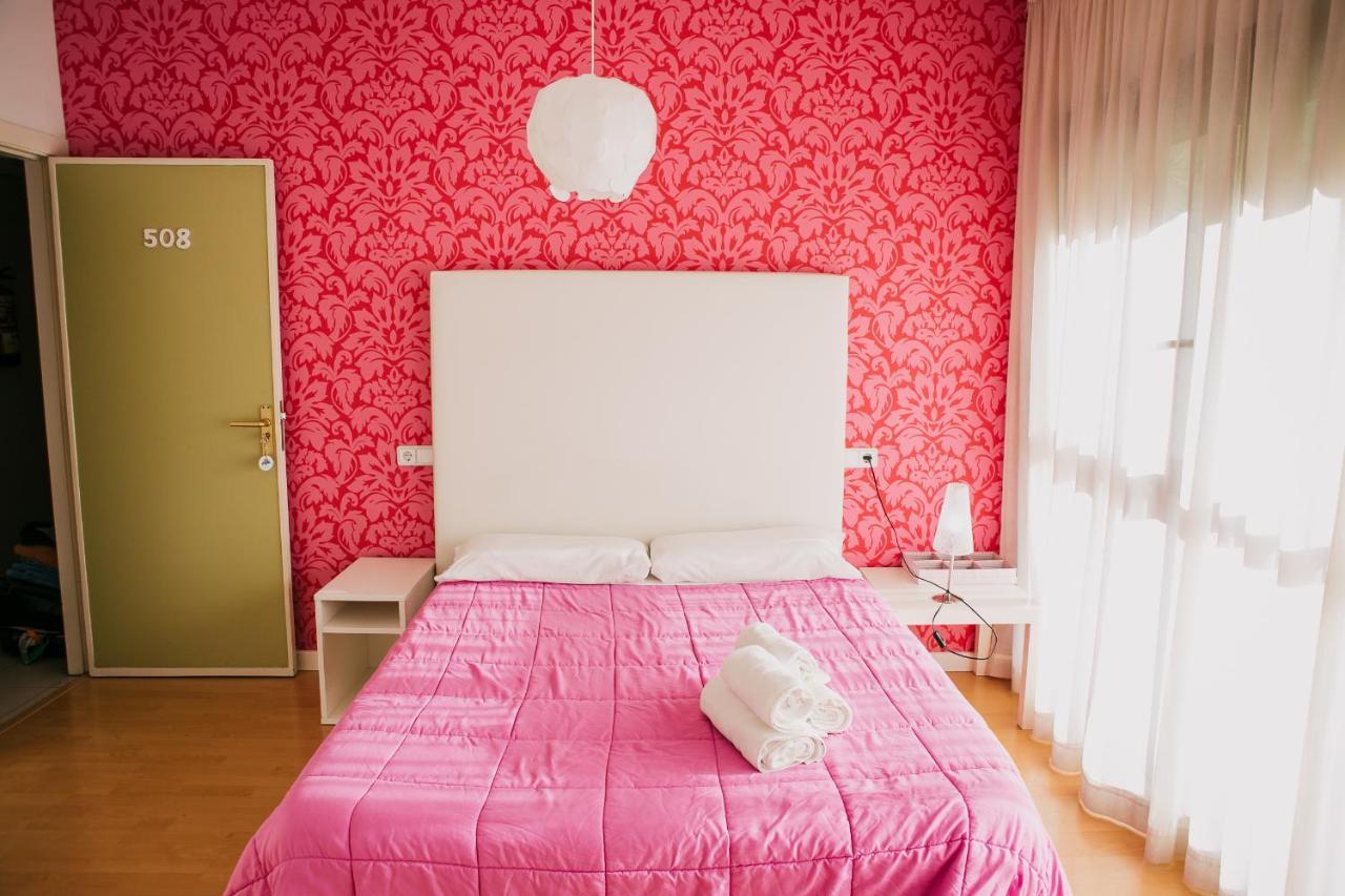 Residencia Universitaria Tagaste บาร์เซโลนา ภายนอก รูปภาพ